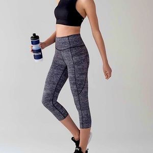 Lululemon Fast & Free Crop 19” Nulux, EUC